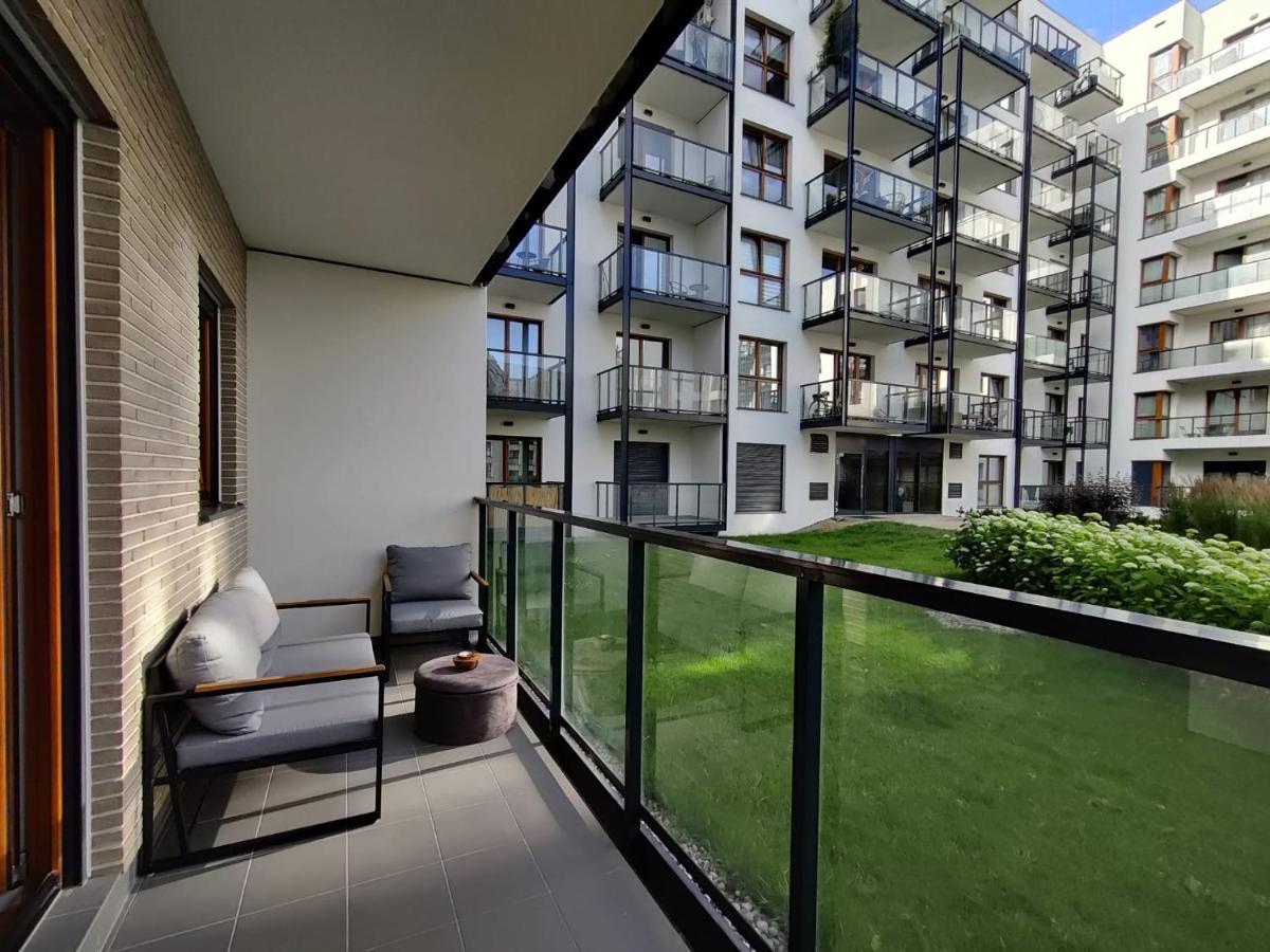 Hello Apartments Zajezdnia Wrzeszcz With Private Parking Gdansk Ngoại thất bức ảnh