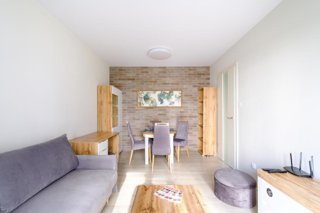 Hello Apartments Zajezdnia Wrzeszcz With Private Parking Gdansk Ngoại thất bức ảnh
