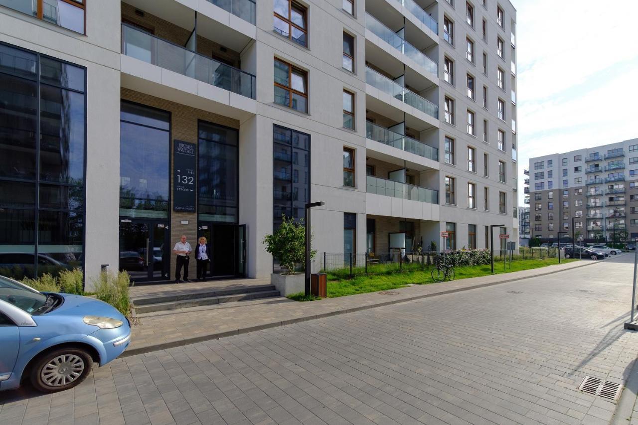 Hello Apartments Zajezdnia Wrzeszcz With Private Parking Gdansk Ngoại thất bức ảnh